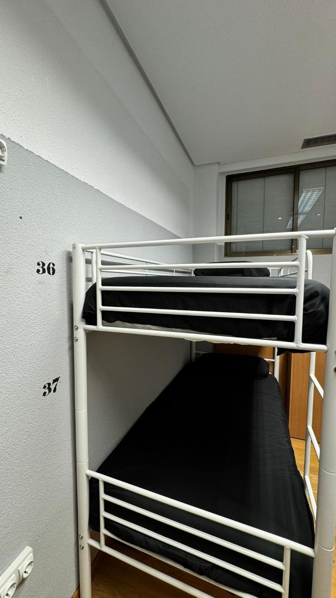 מדריד Hostel Puerta Del Angel מראה חיצוני תמונה