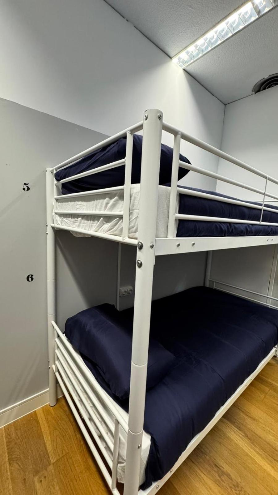 מדריד Hostel Puerta Del Angel מראה חיצוני תמונה