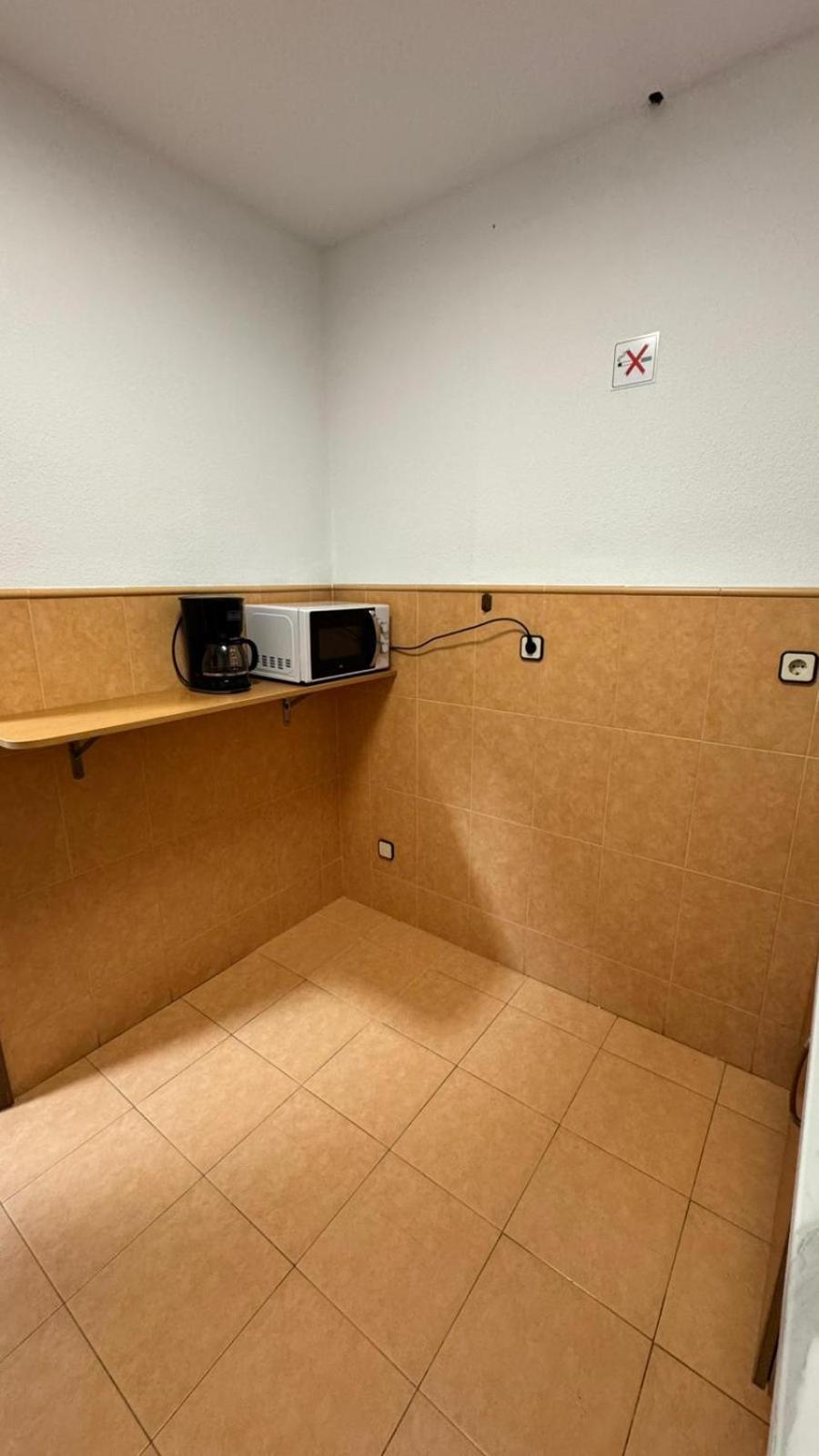 מדריד Hostel Puerta Del Angel מראה חיצוני תמונה